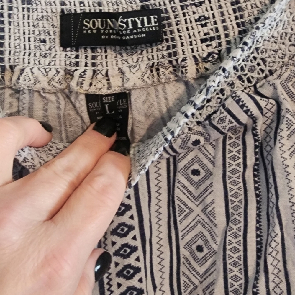 Soul Style Striped Aztec Print Drawstring Capris - Picture 2 of 3